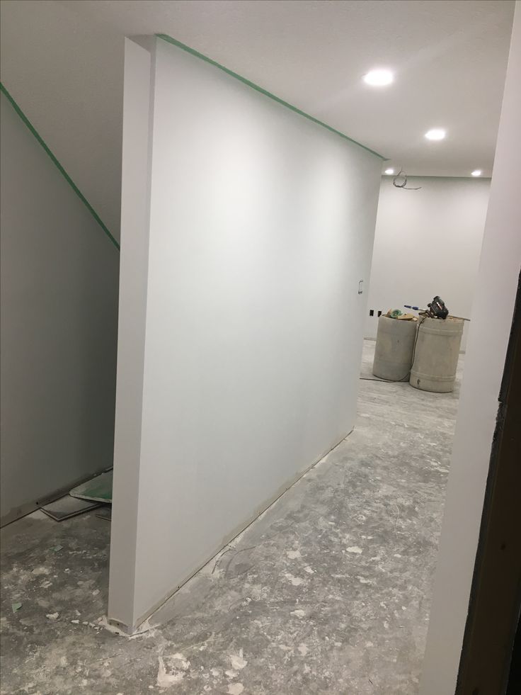 Divisória em drywall em corredor residencial